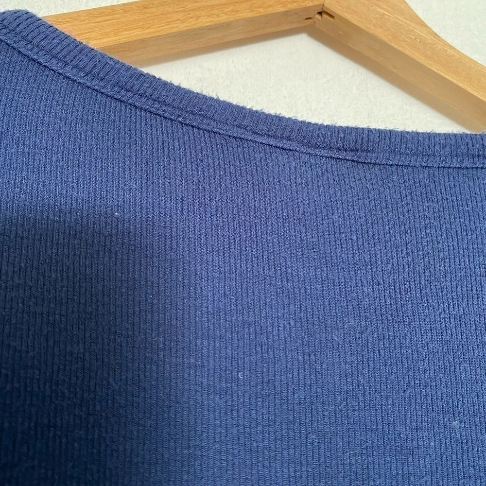 GAP STRETCHY BLUE LONG SLEEVE SHIRT SIZE MEDIUM - Picture 4 of 4